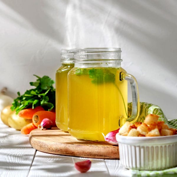 dlaczego warto pić bulion kolagenowy