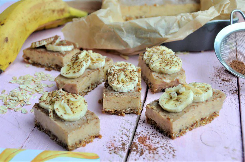 Ciasto banoffee – wegańskie, bez glutenu, bez pieczenia