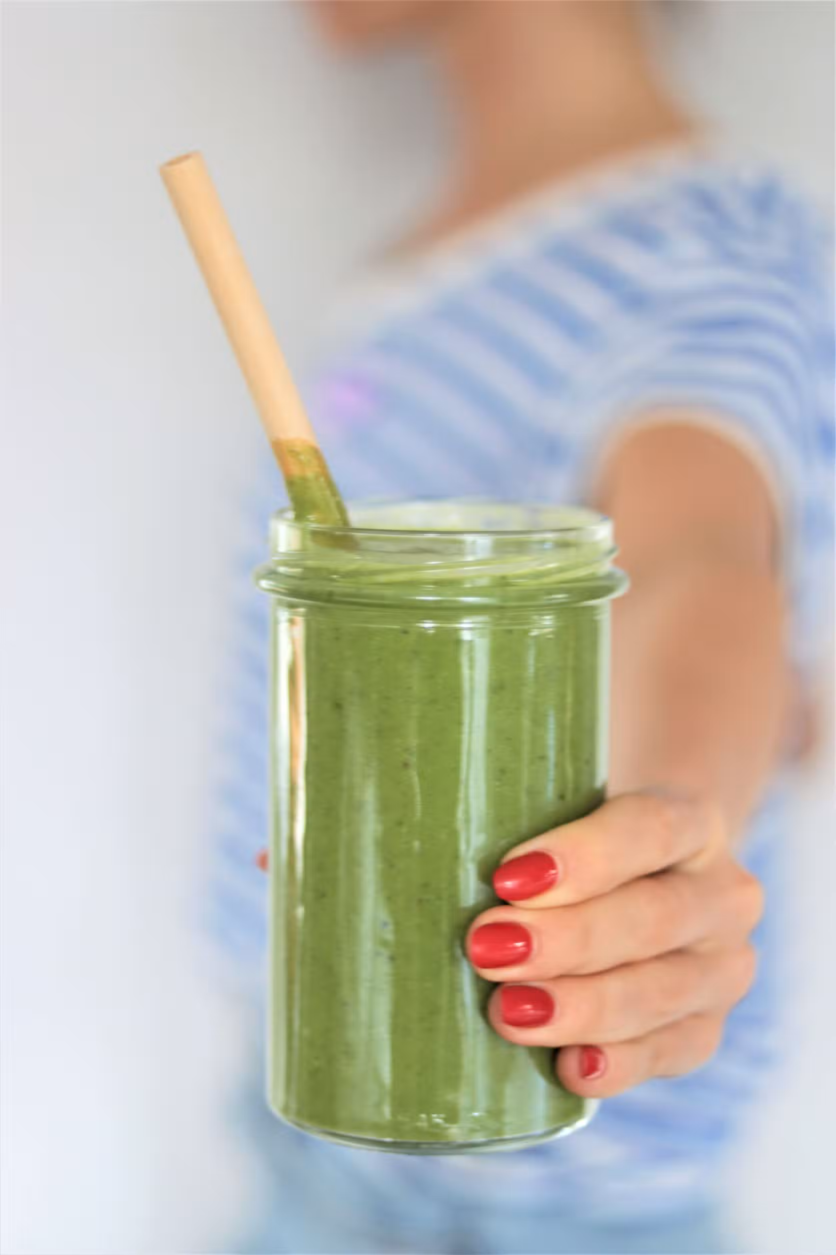 Zielona ananasowa słodycz – Smoothie z pestkami dyni